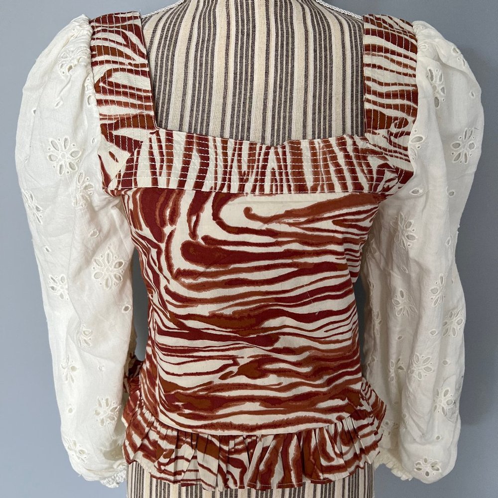 NWT ANTHROPOLOGIE LOVE THE LABEL Clip Eyelet Chak A Print Small